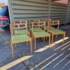 Seks spisestole med grøn polstring, egetræ — billede 5