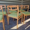 Seks spisestole med grøn polstring, egetræ — billede 10