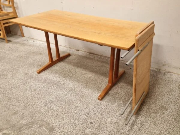 Børge Mogensen Børge Mogensen, Spisebord med shakerstel og tillægsplader, model C18, egetræ — billede 7
