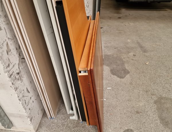 Spisebord i teak med hollandsk udtræk
