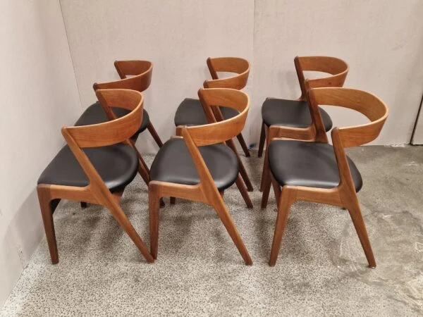 Kai Kristiansen Firechair/T21, Korup stolefabrik Seks spisestole i teak med buet rygstykke, Kai Kristiansen Firechair/T21, Korup stolefabrik — billede 14