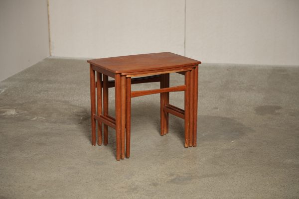 Indskudsborde, teak