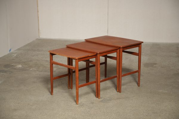 Indskudsborde, teak