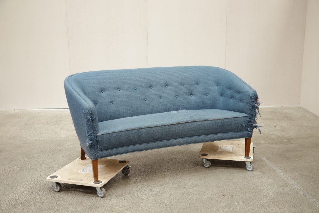 Ludvig Pontoppidan Tre-pers. sofa, Ludvig Pontoppidan, til ompolstring — billede 2