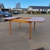 Rundt-kantet spisebord med butterfly tillægsplade, teak — billede 14