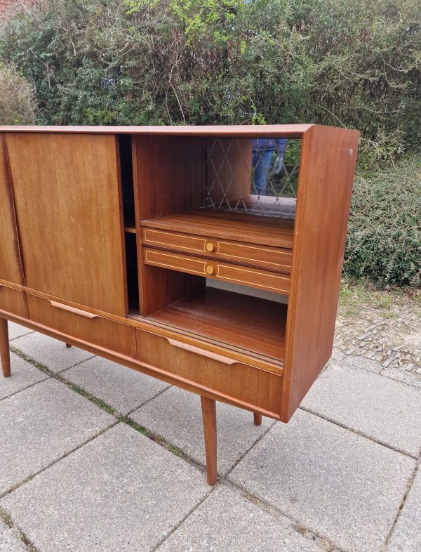Dækketøjsskab, teak
