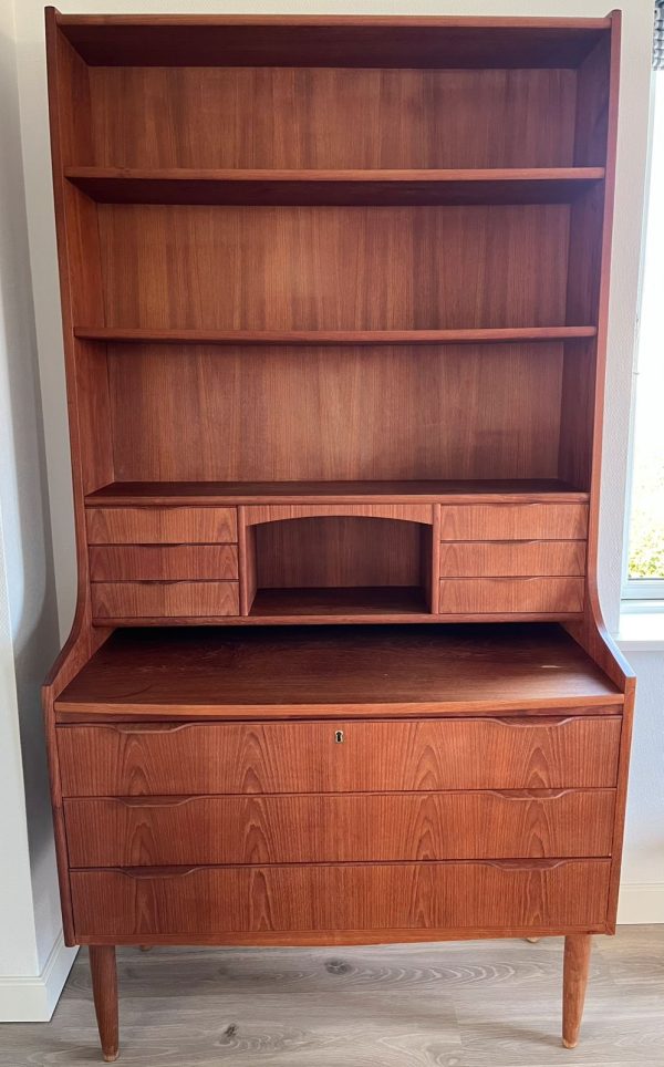 Høj sekretær, teak