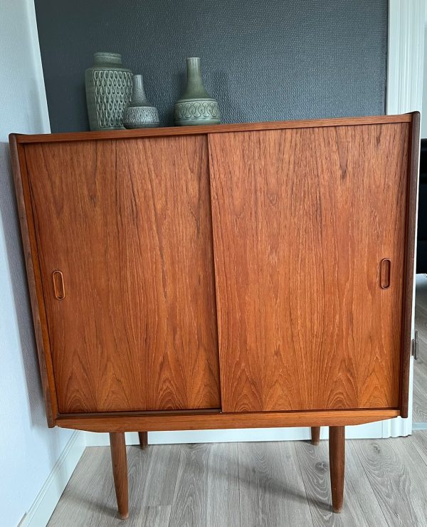 Lille dækketøjsskab, teak