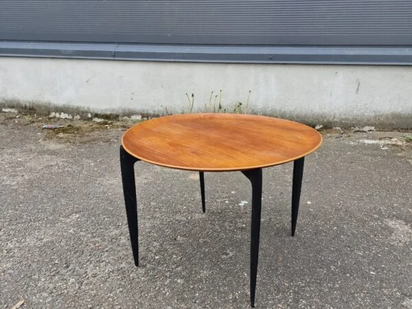 H. Engholm & Svend Åge Willumsen, Fritz Hansen Bakkebord af teak med sorte ben, H. Engholm & Svend Åge Willumsen, Fritz Hansen — billede 6