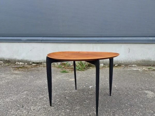 H. Engholm & Svend Åge Willumsen, Fritz Hansen Bakkebord af teak med sorte ben, H. Engholm & Svend Åge Willumsen, Fritz Hansen — billede 7