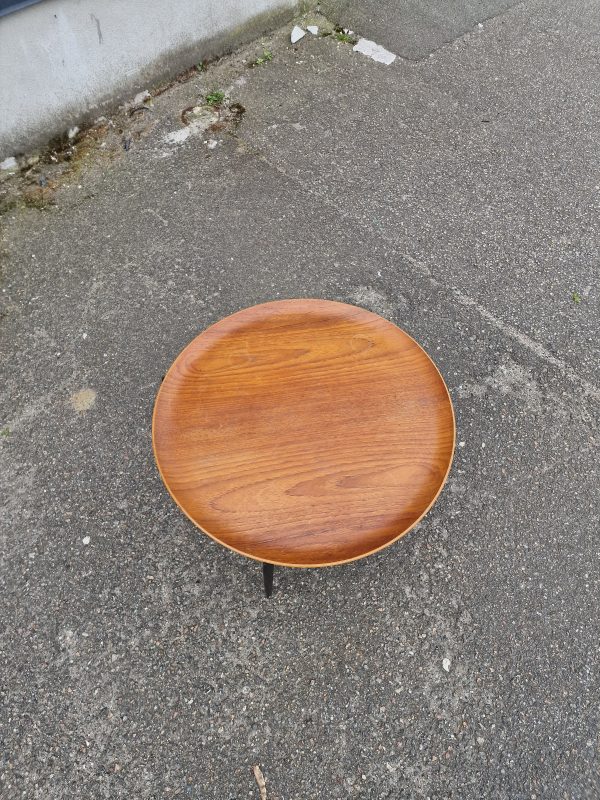 Bakkebord af teak med sorte ben, H. Engholm & Svend Åge Willumsen, Fritz Hansen