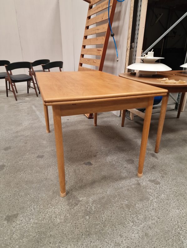 spisebord med hollandsk udtræk, egetræ