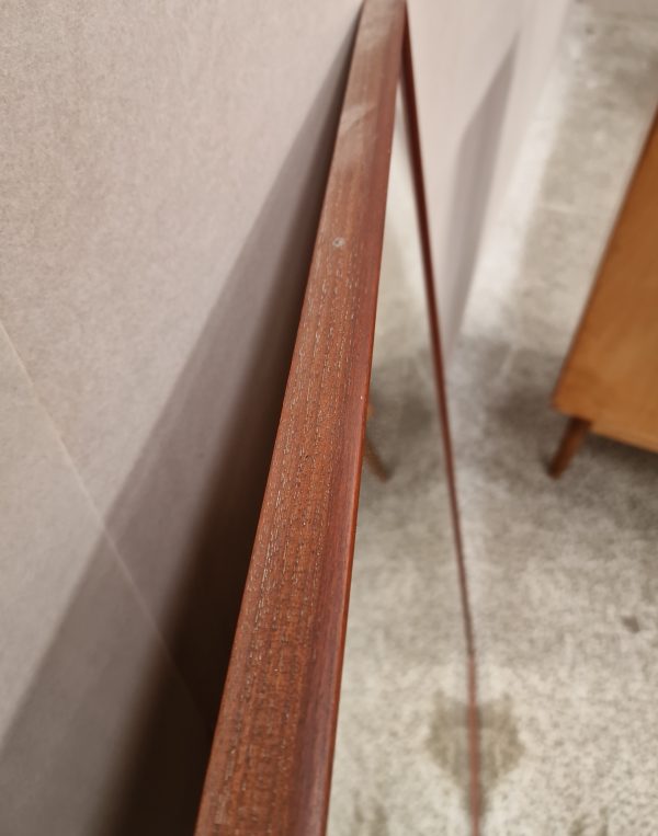 spejl, ramme af teak, stort og tungt