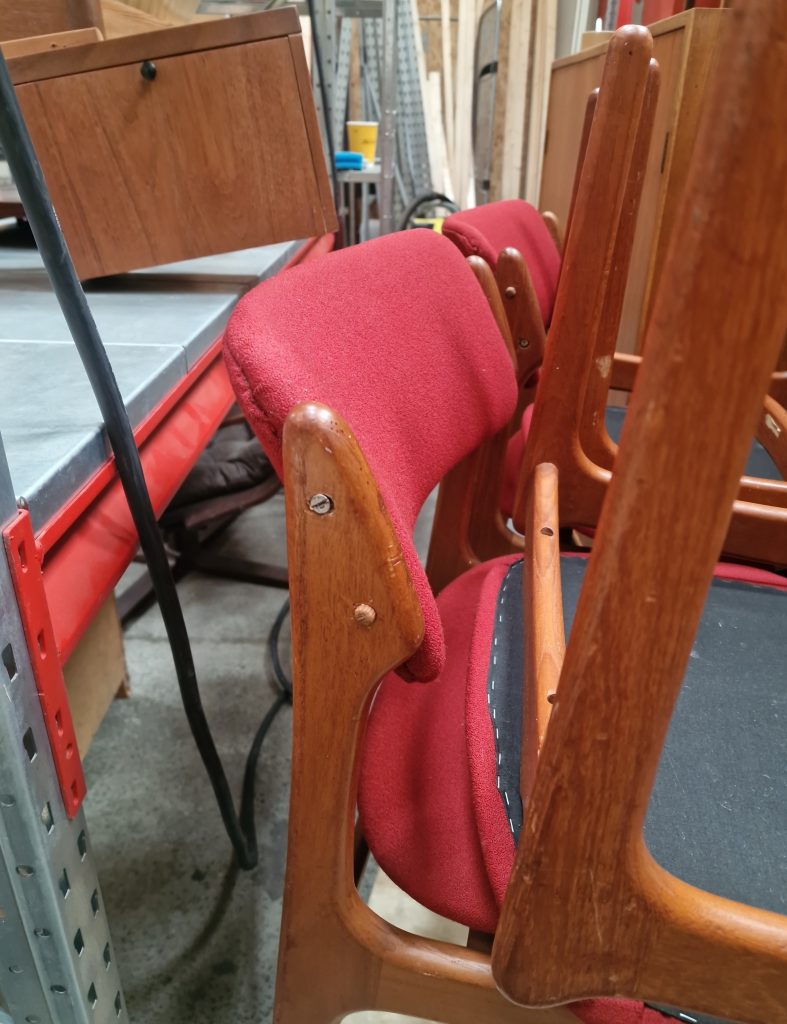 Erik Buch model OD49  Syv spisestole i massiv teak, til ompolstring — billede 7