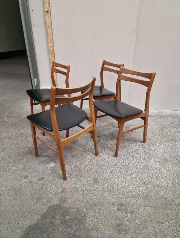 Fire spisestole til ompolstring, egetræ