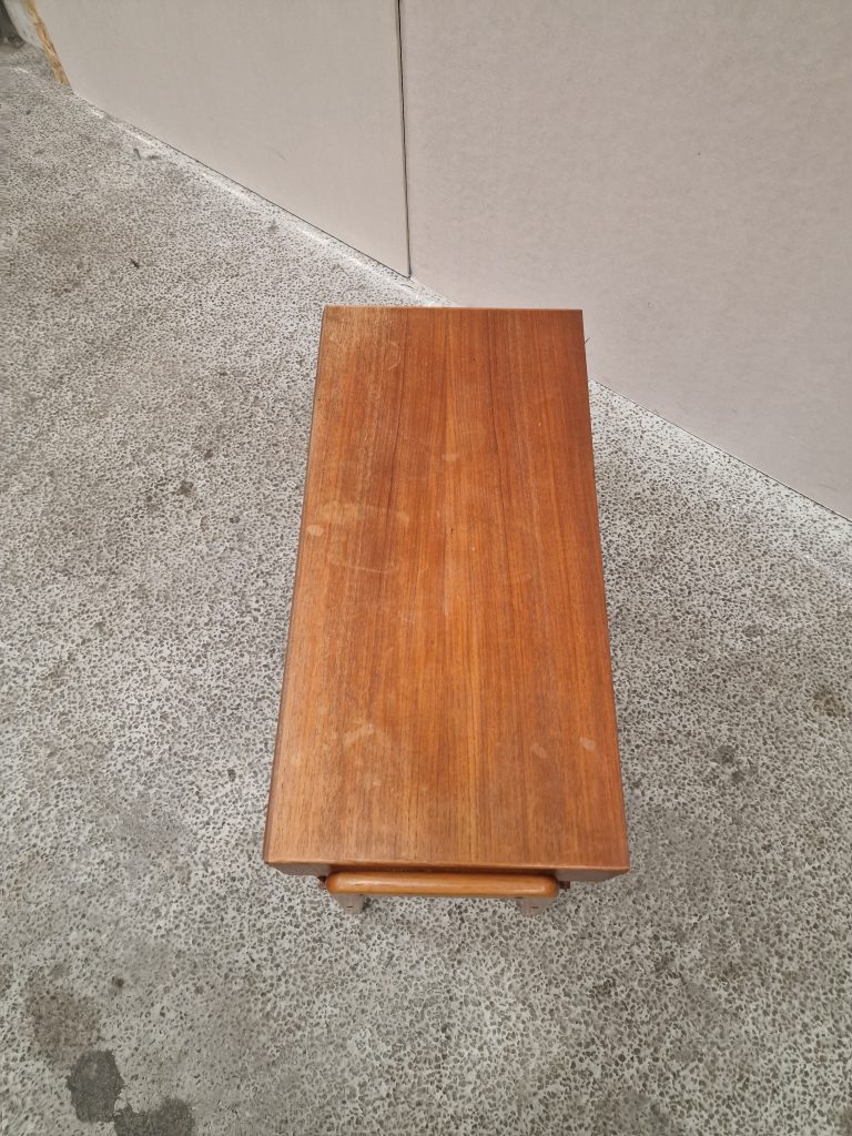 Senge/entrebord i teak med skuffe og flethylde — billede 8