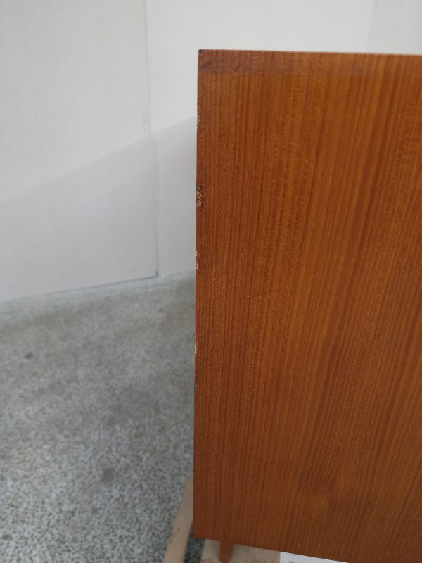 Skænk i teak, Omann Jr model 12