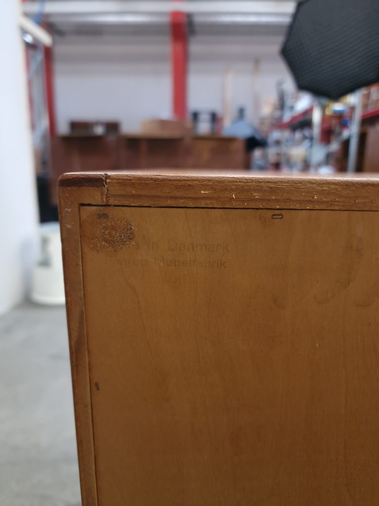 Svend Aage Larsen, Faarup Møbelfabrik Lang lav skænk med jalousi låger, teak, Svend Aage Larsen, Faarup Møbelfabrik — billede 9
