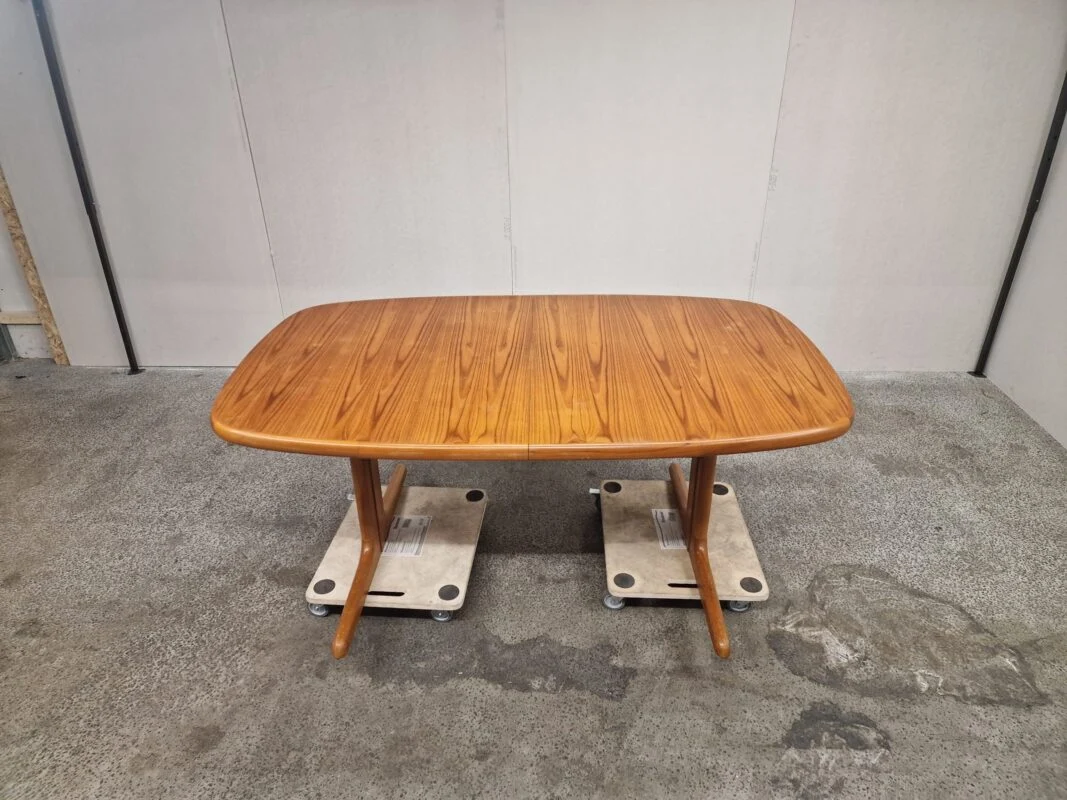 Skovby Spisebord på stel med tillægsplader, teak, ovalt, Skovby
