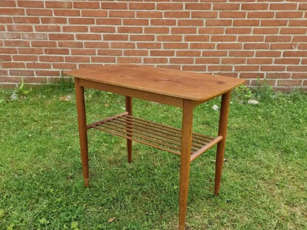 Sofabord med pindehylde, teak — billede 2
