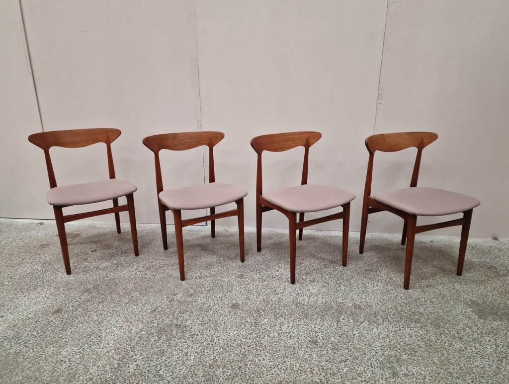 Fire spisestole, massiv teak