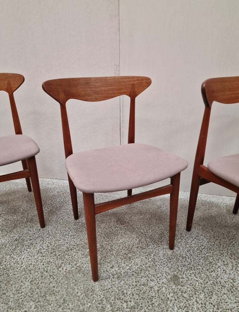 Fire spisestole, massiv teak
