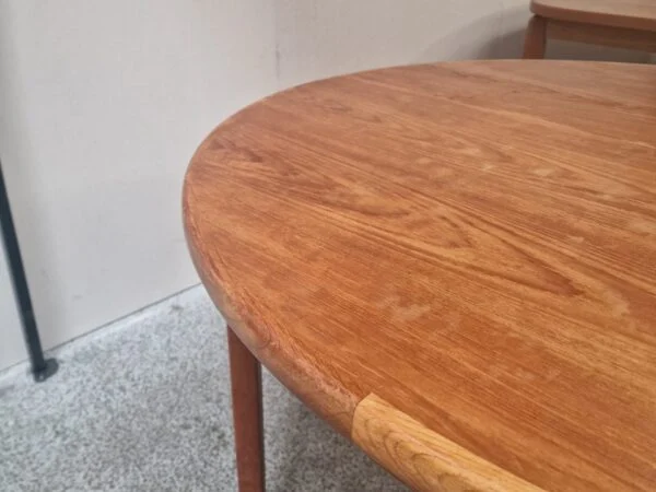 Skovby Rundt teak spisebord med to tillægsplader, Skovby — billede 17