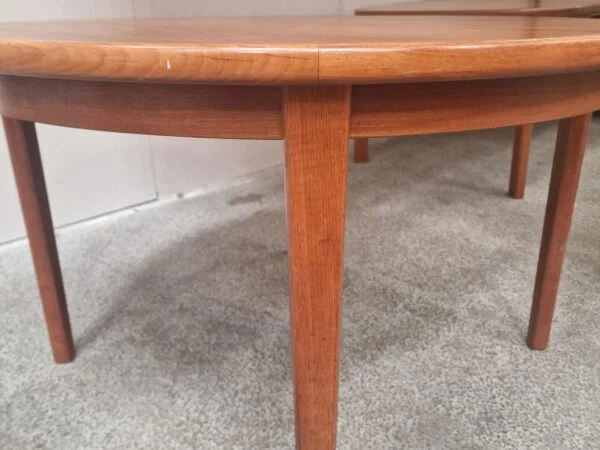 Skovby Rundt teak spisebord med to tillægsplader, Skovby — billede 16