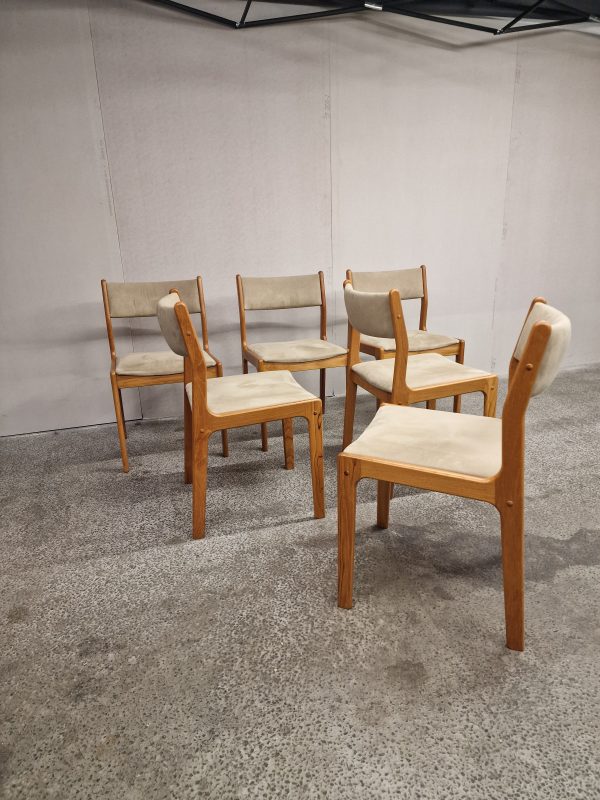 Seks spisestole i massiv teak, Findahl