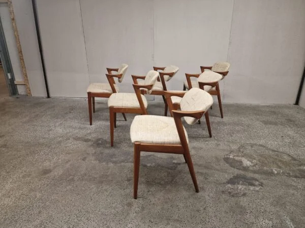 Seks spisestole, Kai Kristiansen model 42,teak, til ompolstring