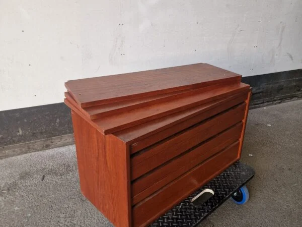 Cadovius Vangereol, Cadovius, reol-dele, teak, skab og hylder — billede 3