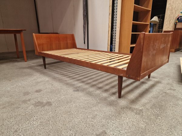 Seng, enkelt, teak