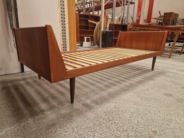 Seng, enkelt, teak