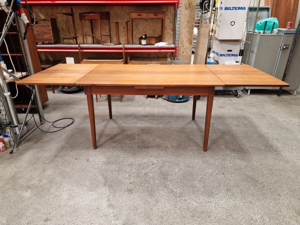 Spisebord i teak med hollandsk udtræk, 133 x 90 x 74