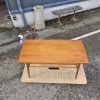 Sofabord med pindehylde, teak — billede 2