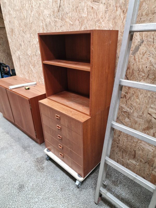 Lille reol med kommode og bogreol, teak