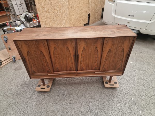 Skænk i palisander, Omann Jr model 13