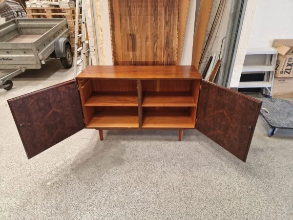Omann Jr, model nr 4 Smal skænk, palisander, Omann Jr, model nr 4 — billede 6