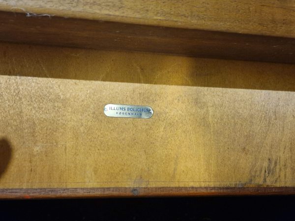 FM skrivebord i teak