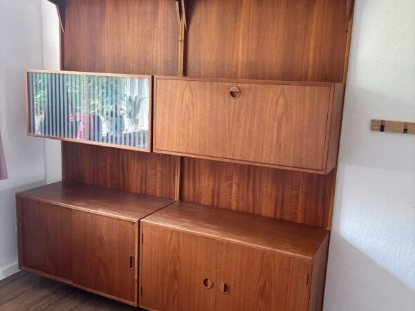 Hansen & Guldberg Vangereol med skabe, hylder og vanger, teak, Hansen & Guldberg — billede 2