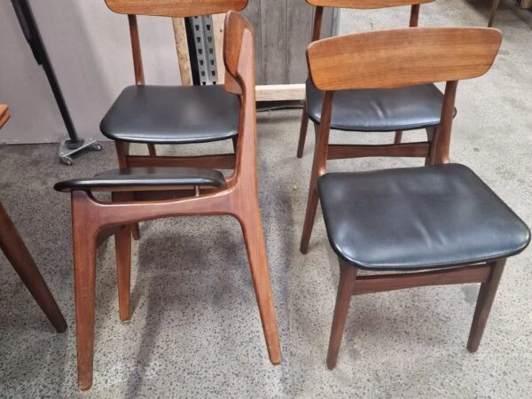Elgaard og Schøning Fire spisestole i massiv teak, Elgaard og Schøning — billede 3