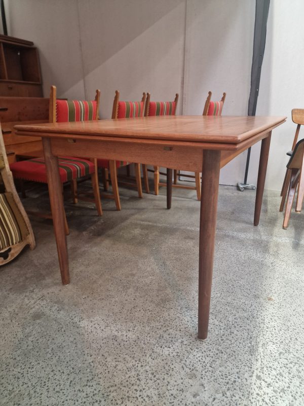 Spisebord med hollandsk udtræk, teak