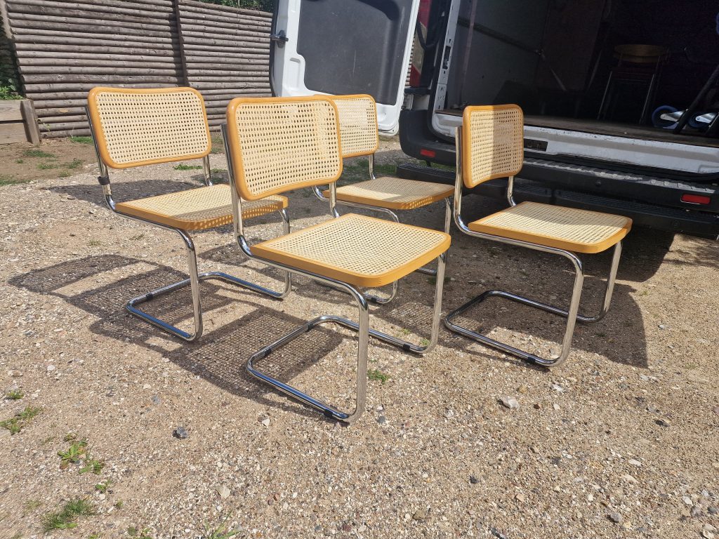 Made in Italy Frisvingerstole, fire stk