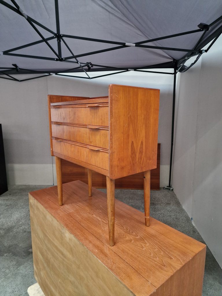 Entrekommode i teak — billede 2