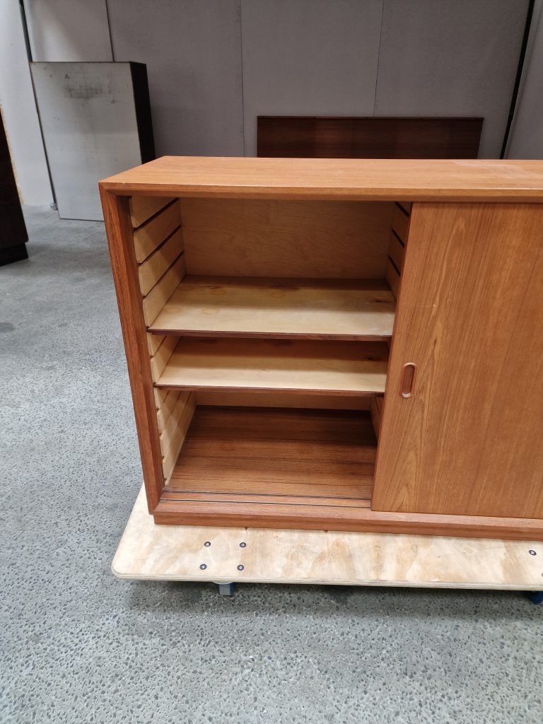 Kontormøbel, teak, skænk og bogreol