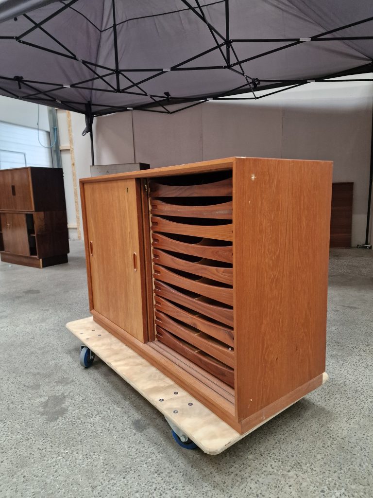 Kontormøbel, teak, skænk og bogreol