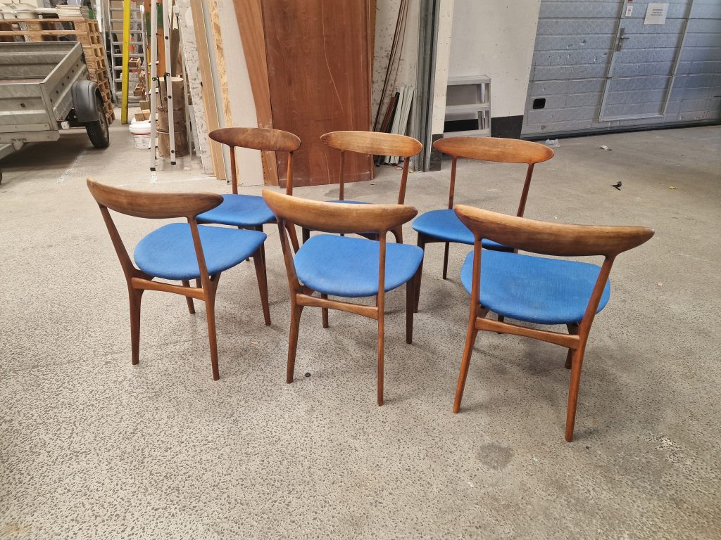Kurt Østervig Seks spisestole i massiv palisander, Kurt Østervig