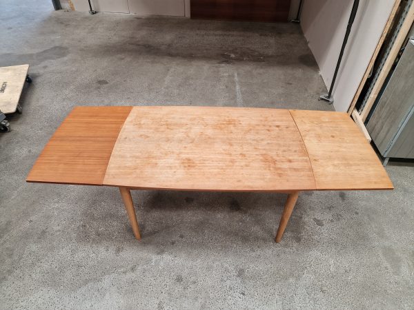 Spisebord med hollandsk udtræk, teak, bådformet