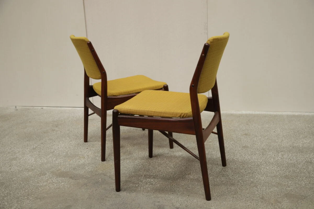 Sibast To spisestole i palisander af Arne Vodder, produceret hos Sibast Furniture
