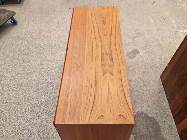 Omann Jr model 4 Skænk i teak, Omann Jr model 4 — billede 9